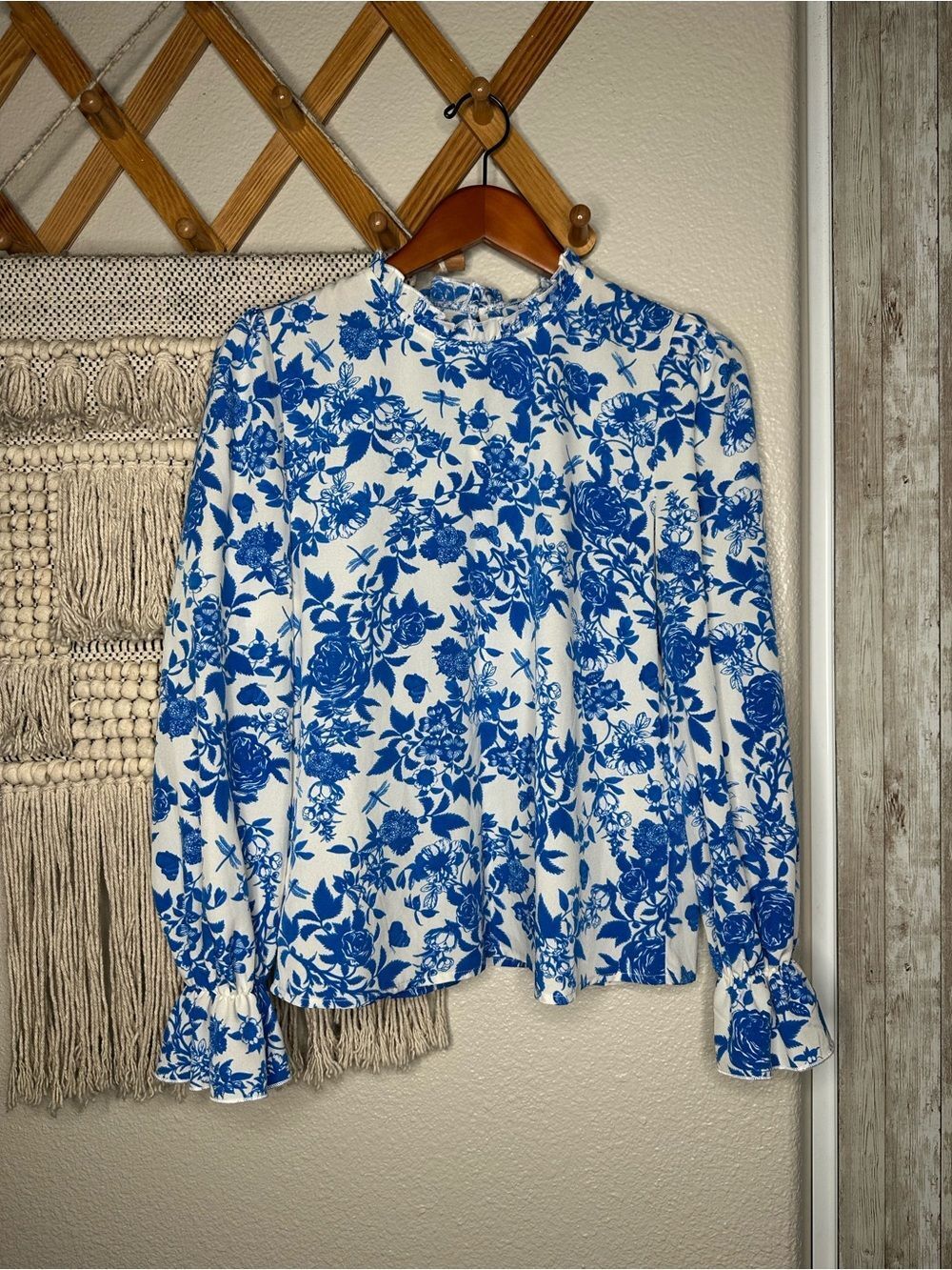 Women's White and Blue Floral High-Neck Blouse